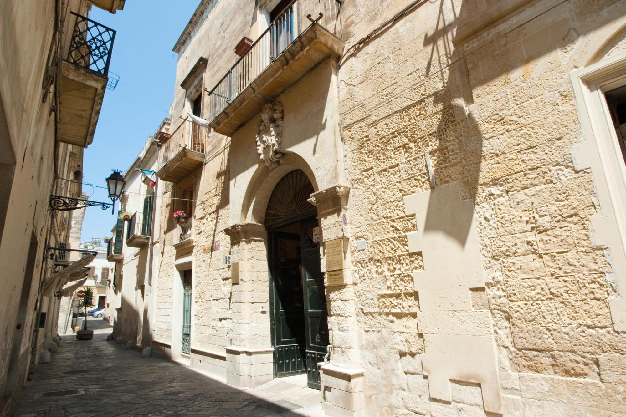 Azzurretta Guest House Lecce Dış mekan fotoğraf